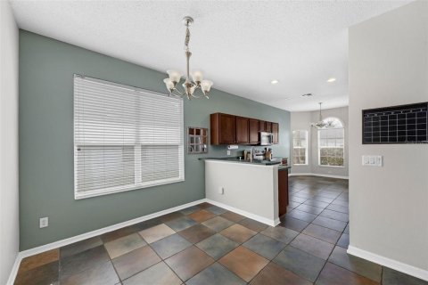 House in Orlando, Florida 3 bedrooms, 143.81 sq.m. № 1885020 - photo 10