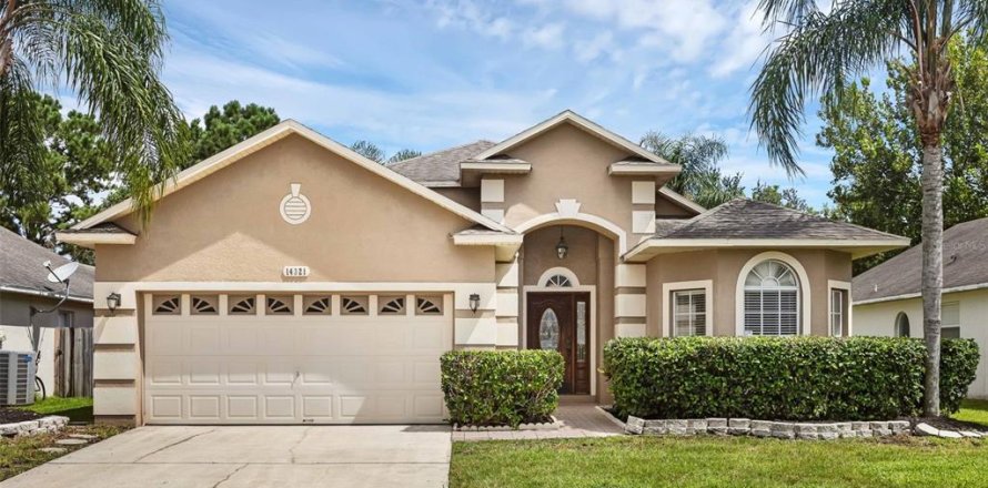 House in Orlando, Florida 3 bedrooms, 143.81 sq.m. № 1885020
