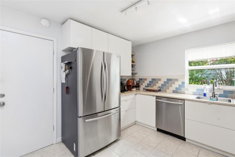 Купить виллу или дом в Деланд, Флорида 6 комнат, 107.95м2, № 2278082 - фото 10