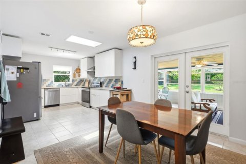 Купить виллу или дом в Деланд, Флорида 6 комнат, 107.95м2, № 2278082 - фото 7