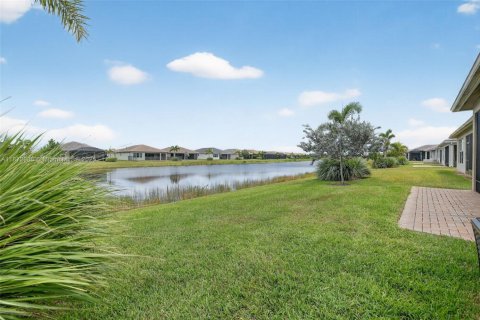 Casa en alquiler en Port St. Lucie, Florida, 3 dormitorios, 197.6 m2 № 1920595 - foto 27