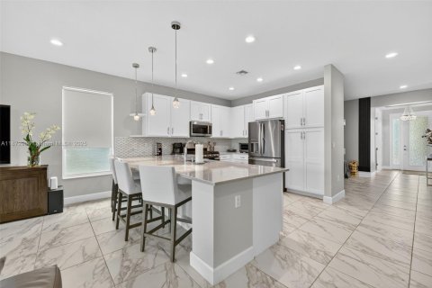 Casa en alquiler en Port St. Lucie, Florida, 3 dormitorios, 197.6 m2 № 1920595 - foto 7