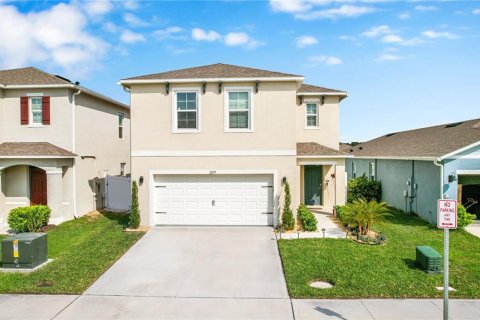 Casa en venta en Saint Cloud, Florida, 4 dormitorios, 210.7 m2 № 1584643 - foto 1