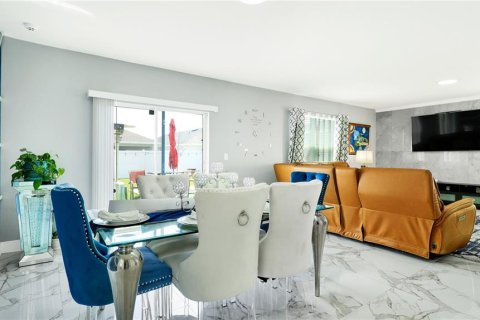 Casa en venta en Saint Cloud, Florida, 4 dormitorios, 210.7 m2 № 1584643 - foto 8