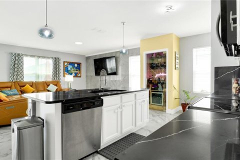 Casa en venta en Saint Cloud, Florida, 4 dormitorios, 210.7 m2 № 1584643 - foto 9