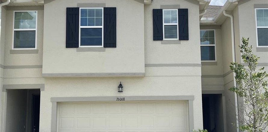 Townhouse in VOLANTI in Lutz, Florida 3 bedrooms, 207.17 sq.m. № 2147922