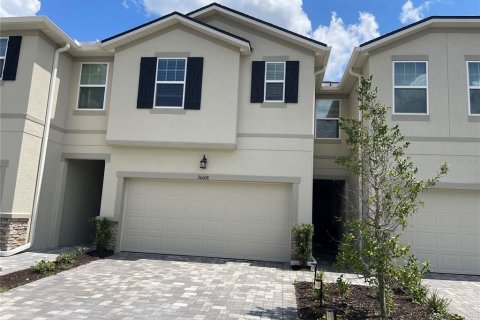 Townhouse in VOLANTI in Lutz, Florida 3 bedrooms, 207.17 sq.m. № 2147922 - photo 3