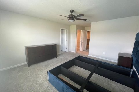 Townhouse in VOLANTI in Lutz, Florida 3 bedrooms, 207.17 sq.m. № 2147922 - photo 19