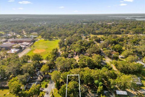House in Mount Dora, Florida 3 bedrooms, 97.27 sq.m. № 1513915 - photo 3