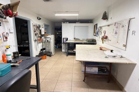 Immobilier commercial à vendre à Miami, Floride № 2025680 - photo 7