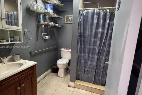 Immobilier commercial à vendre à Miami, Floride № 2025680 - photo 11