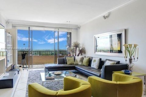 Condominio en venta en Key Biscayne, Florida, 3 dormitorios, 185.9 m2 № 2012694 - foto 3