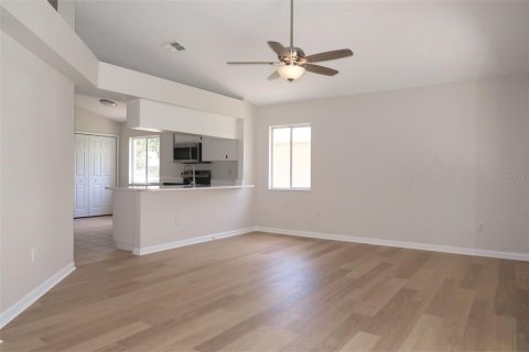 Casa en venta en Wesley Chapel, Florida, 3 dormitorios, 154.78 m2 № 1914572 - foto 16