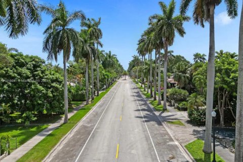 Villa ou maison à vendre à Hollywood, Floride: 5 chambres, 203.36 m2 № 1939459 - photo 7