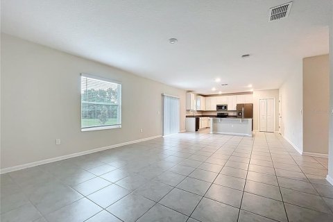 House in Clermont, Florida 4 bedrooms, 240.06 sq.m. № 1808905 - photo 11