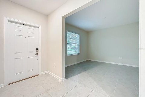 House in Clermont, Florida 4 bedrooms, 240.06 sq.m. № 1808905 - photo 5