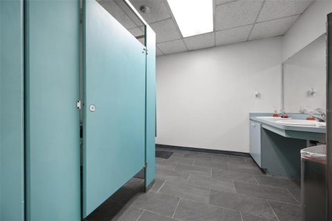Commercial property in Bradenton, Florida № 2099818 - photo 21