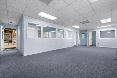 Commercial property in Bradenton, Florida № 2099818 - photo 16