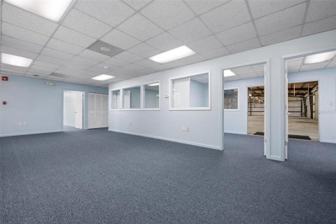 Commercial property in Bradenton, Florida № 2099818 - photo 15