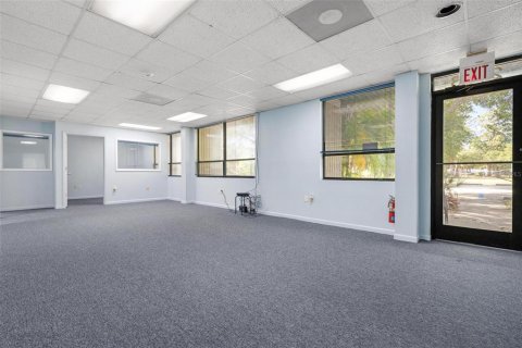 Commercial property in Bradenton, Florida № 2099818 - photo 18