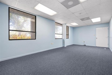 Commercial property in Bradenton, Florida № 2099818 - photo 17