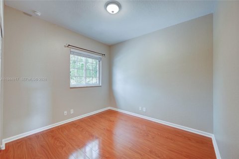 Townhouse in Oakland Park, Florida 3 bedrooms, 140.65 sq.m. № 2000855 - photo 28