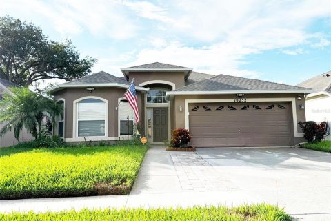 Casa en venta en Orlando, Florida, 3 dormitorios, 171.5 m2 № 1904584 - foto 1