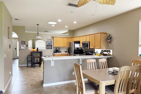 Casa en venta en Orlando, Florida, 3 dormitorios, 171.5 m2 № 1904584 - foto 4