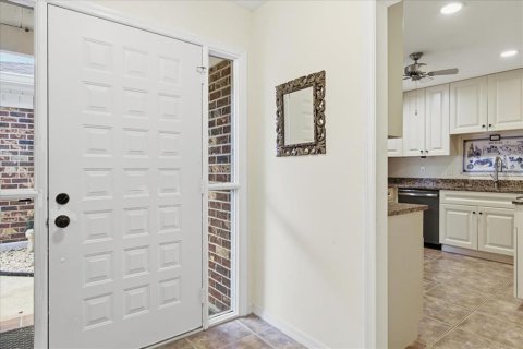 Condo in Orlando, Florida, 2 bedrooms  № 2204564 - photo 6