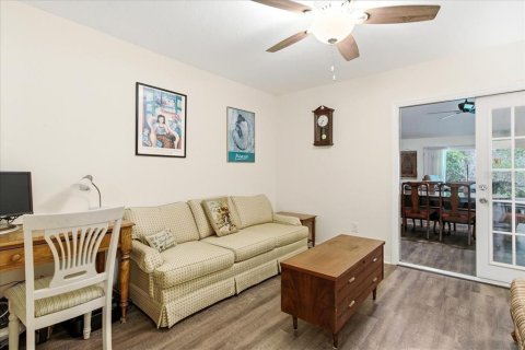 Condo in Orlando, Florida, 2 bedrooms  № 2204564 - photo 13