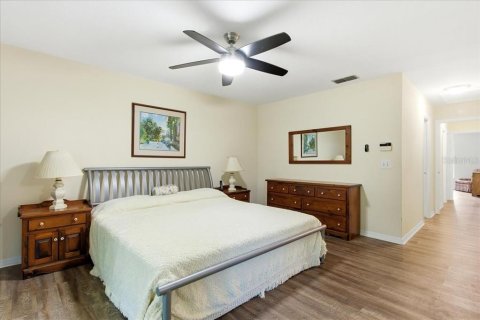 Condo in Orlando, Florida, 2 bedrooms  № 2204564 - photo 22