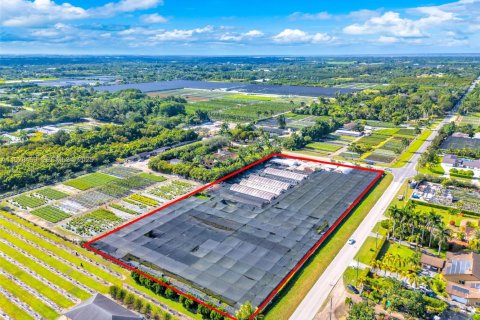 House in Homestead, Florida 3 bedrooms, 264.59 sq.m. № 1987043 - photo 5