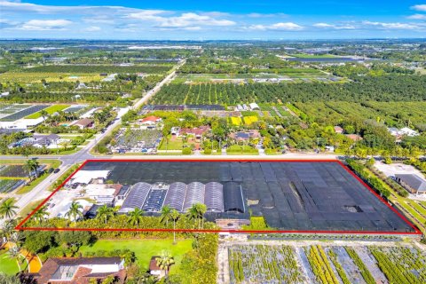 House in Homestead, Florida 3 bedrooms, 264.59 sq.m. № 1987043 - photo 6