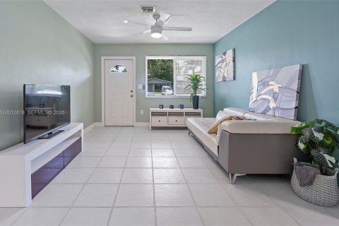 Touwnhouse à vendre à Sunrise, Floride: 2 chambres, 51.1 m2 № 2076258 - photo 18