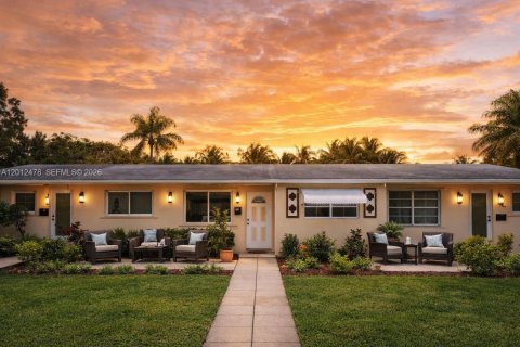 Touwnhouse à Sunrise, Floride 2 chambres, 51.1 m2 № 2076258