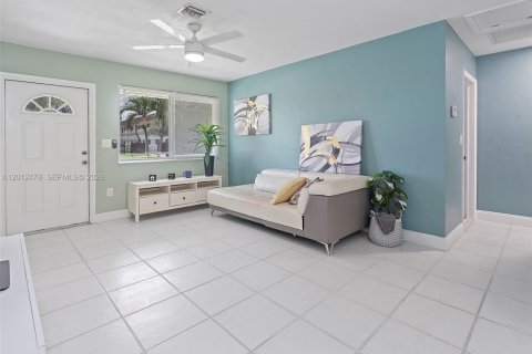 Touwnhouse à vendre à Sunrise, Floride: 2 chambres, 51.1 m2 № 2076258 - photo 19