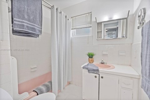 Touwnhouse à vendre à Sunrise, Floride: 2 chambres, 51.1 m2 № 2076258 - photo 21
