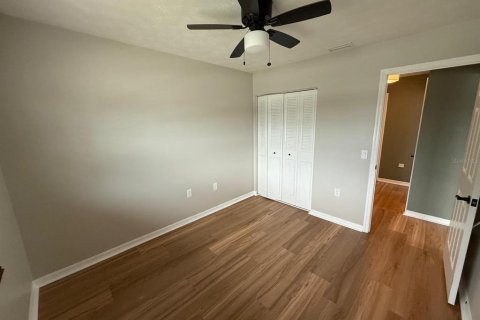 Casa en venta en Brandon, Florida, 4 dormitorios, 194.54 m2 № 1914857 - foto 25