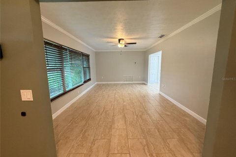 Casa en venta en Brandon, Florida, 4 dormitorios, 194.54 m2 № 1914857 - foto 7