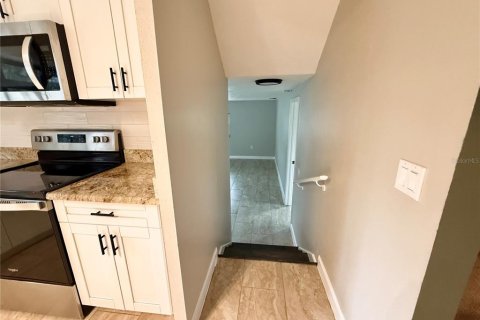 Casa en venta en Brandon, Florida, 4 dormitorios, 194.54 m2 № 1914857 - foto 18