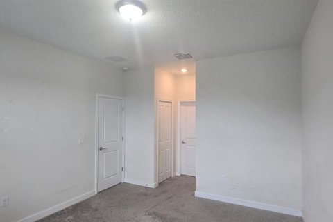 Apartamento en alquiler en Davenport, Florida, 3 dormitorios, 156.08 m2 № 2217000 - foto 20