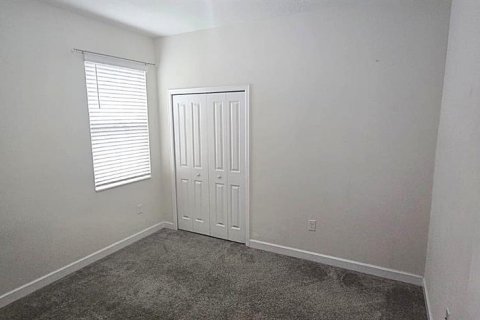 Apartamento en alquiler en Davenport, Florida, 3 dormitorios, 156.08 m2 № 2217000 - foto 28