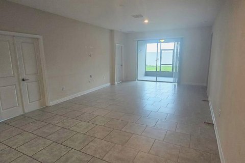 Apartamento en alquiler en Davenport, Florida, 3 dormitorios, 156.08 m2 № 2217000 - foto 11