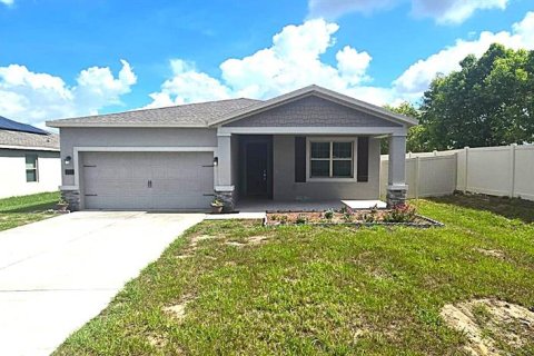 Apartment in Davenport, Florida 3 bedrooms, 156.08 sq.m. № 2217000