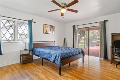 Villa ou maison à louer à Plantation, Floride: 4 chambres, 220.55 m2 № 1978780 - photo 13