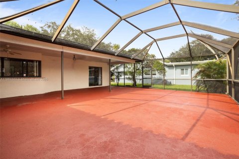 Villa ou maison à louer à Plantation, Floride: 4 chambres, 220.55 m2 № 1978780 - photo 23