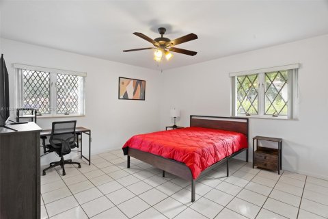 Villa ou maison à louer à Plantation, Floride: 4 chambres, 220.55 m2 № 1978780 - photo 14