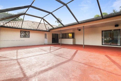 Villa ou maison à louer à Plantation, Floride: 4 chambres, 220.55 m2 № 1978780 - photo 24