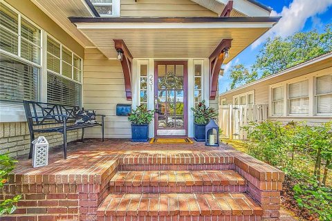 Villa ou maison à vendre à Saint Petersburg, Floride: 3 chambres, 197.42 m2 № 1781389 - photo 4