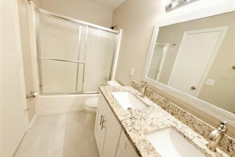 Villa ou maison à vendre à Orlando, Floride: 3 chambres, 156.45 m2 № 2212516 - photo 11